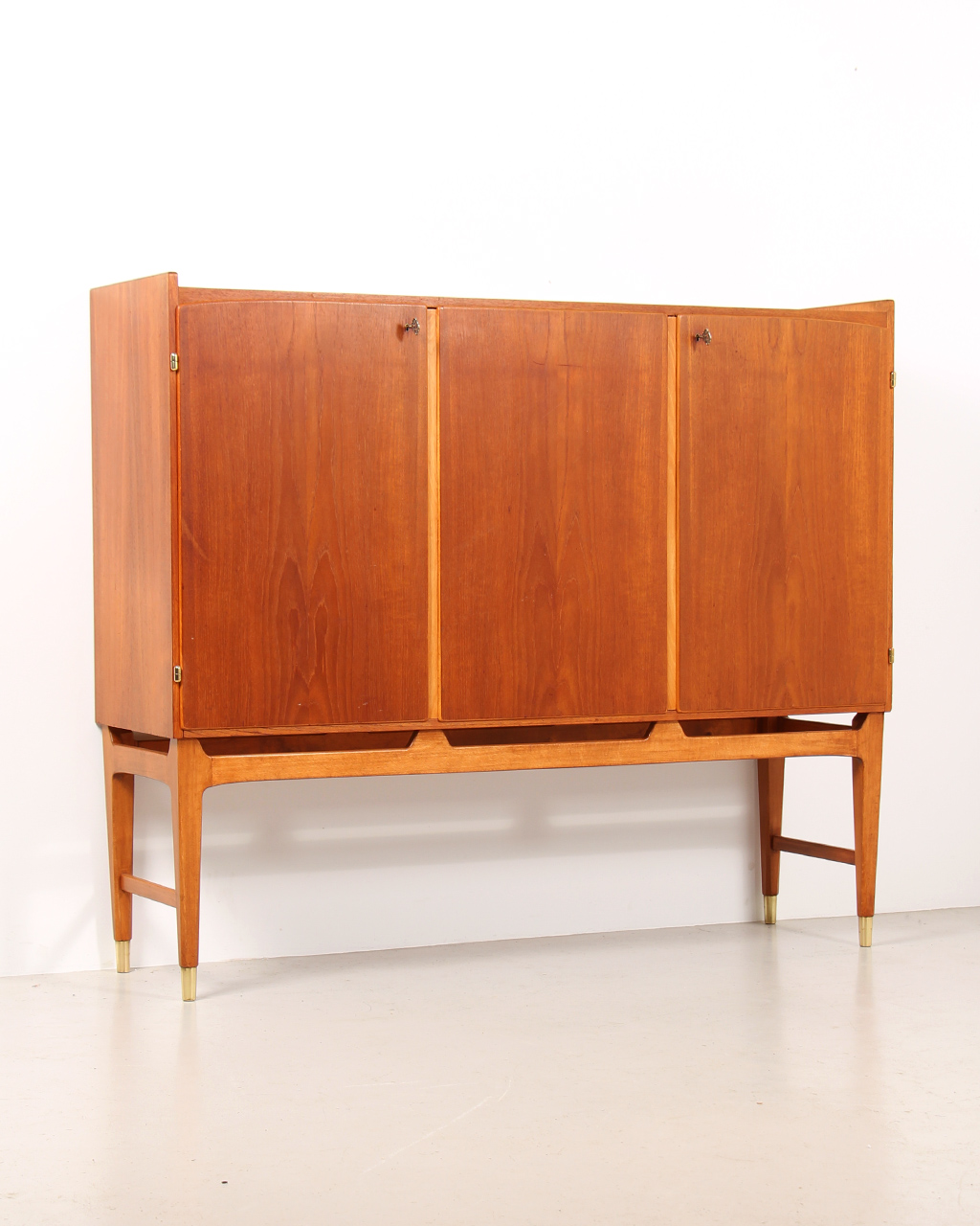 Bahut Suede teck hetre highboard 1960