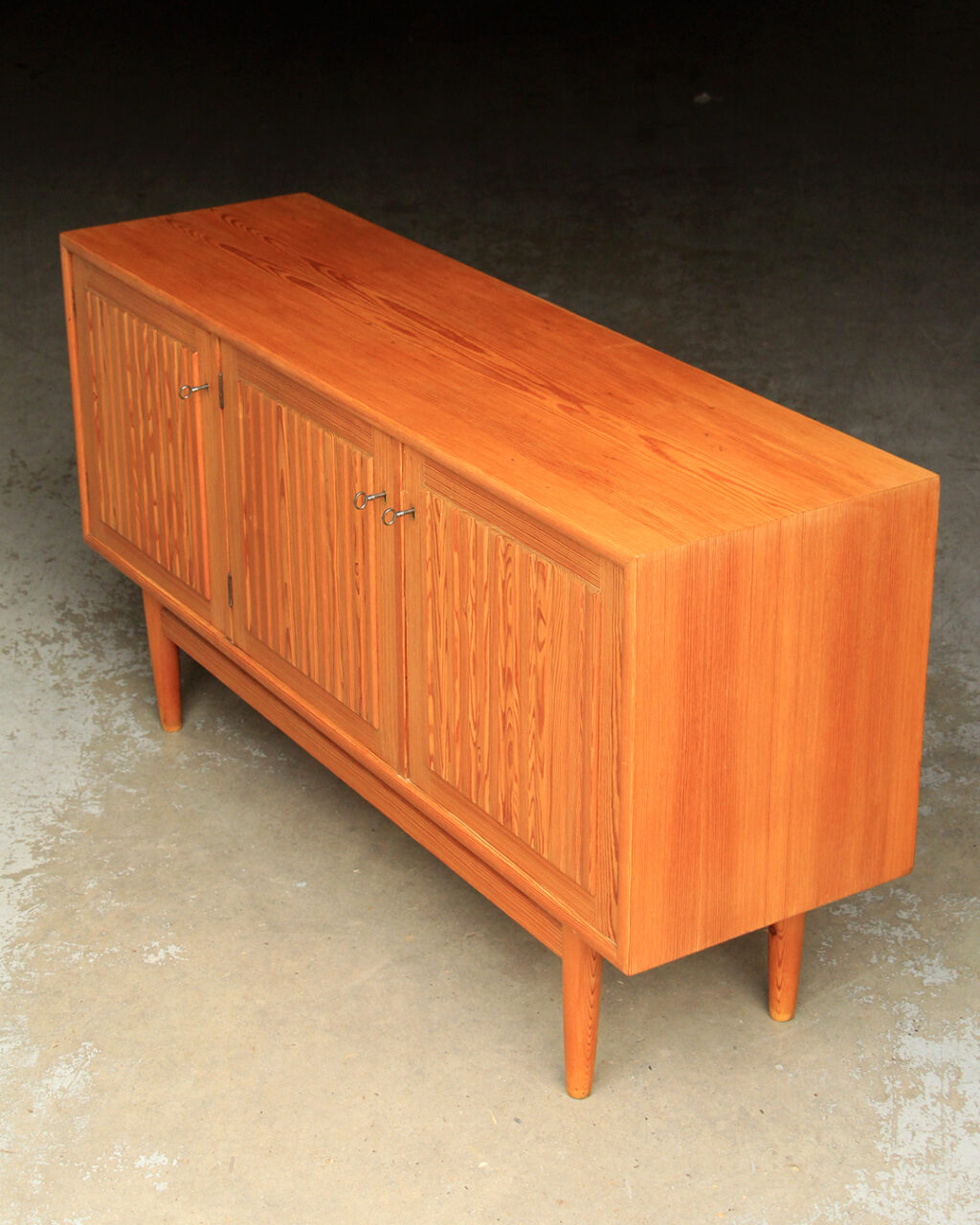 enfilade en pin